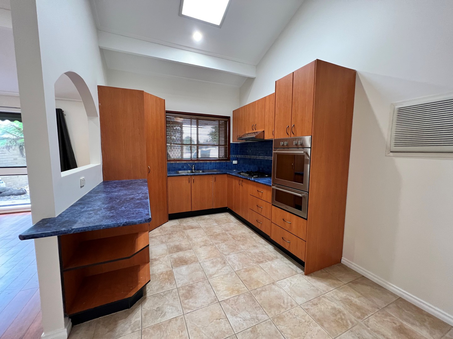 9/310 Warrigal Road, Cheltenham, VIC 3192, Cheltenham - Thumbnail 3