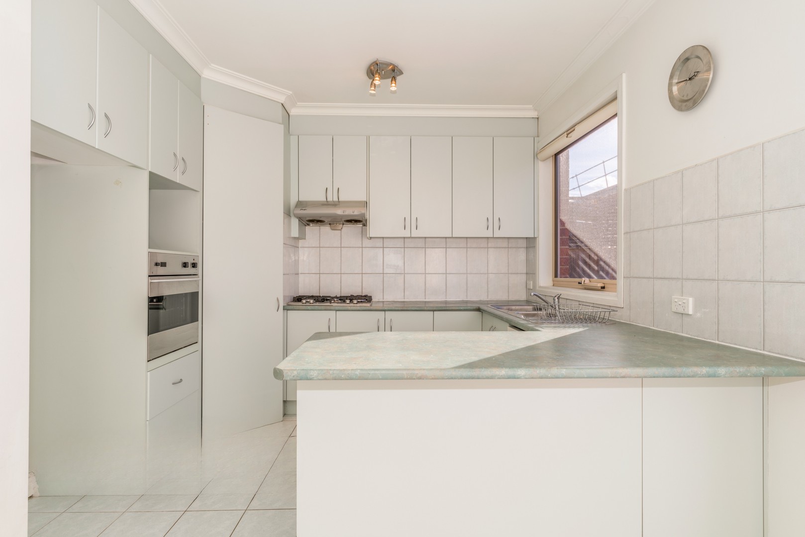 9/33 Elizabeth Street, Doncaster East, VIC 3109, Doncaster East - Thumbnail 2