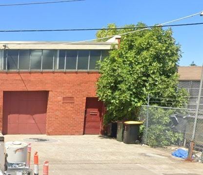 9/6-8 Henley Court, Moorabbin, VIC 3189 - Thumbnail 2 - 20/10/2025