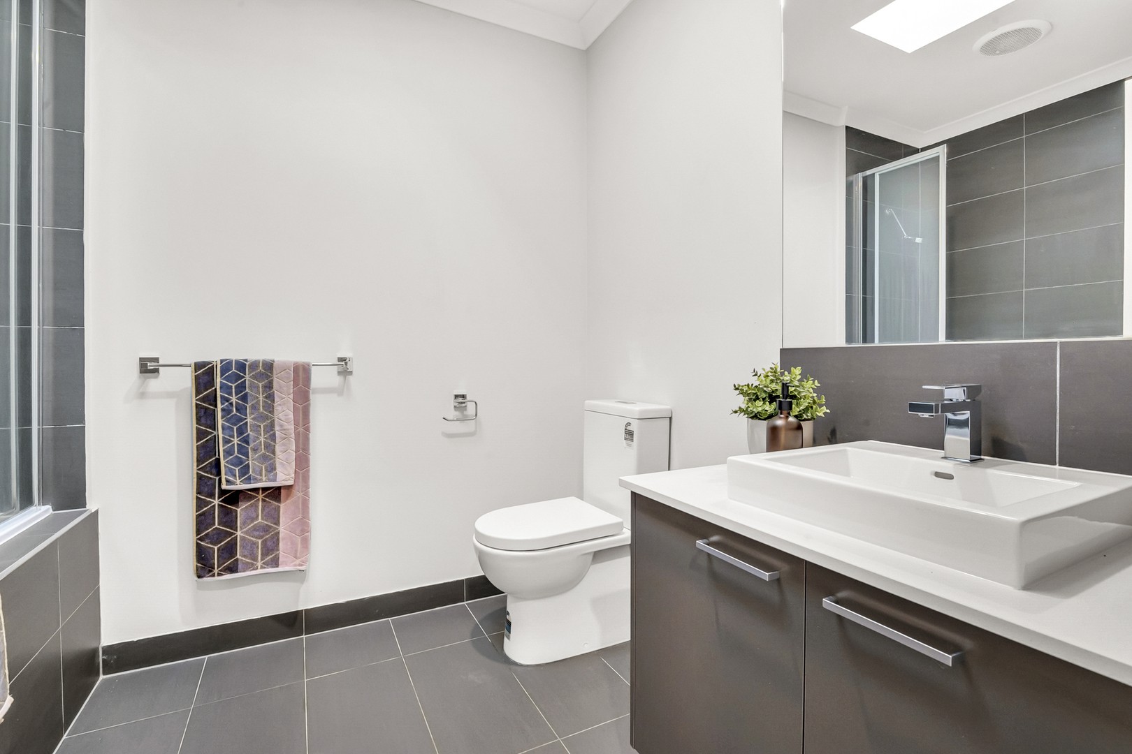 9/8-10 Fortitude Drive, Craigieburn, VIC 3064, Craigieburn - Thumbnail 8