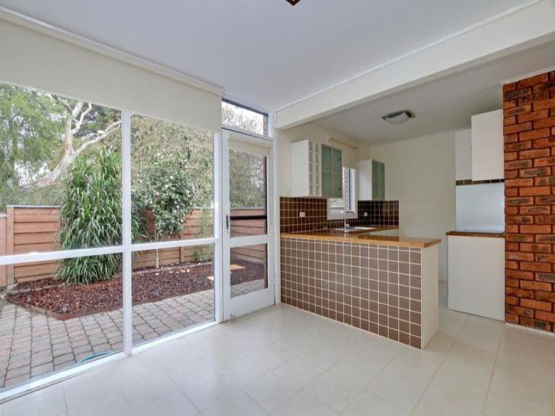 9/8-12 Landale Avenue, Croydon, VIC 3136, Croydon - Thumbnail 3