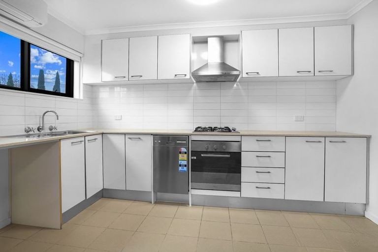 9/80 Cromwell Road, South Yarra, VIC 3141 - Thumbnail 2 - 06/03/2025