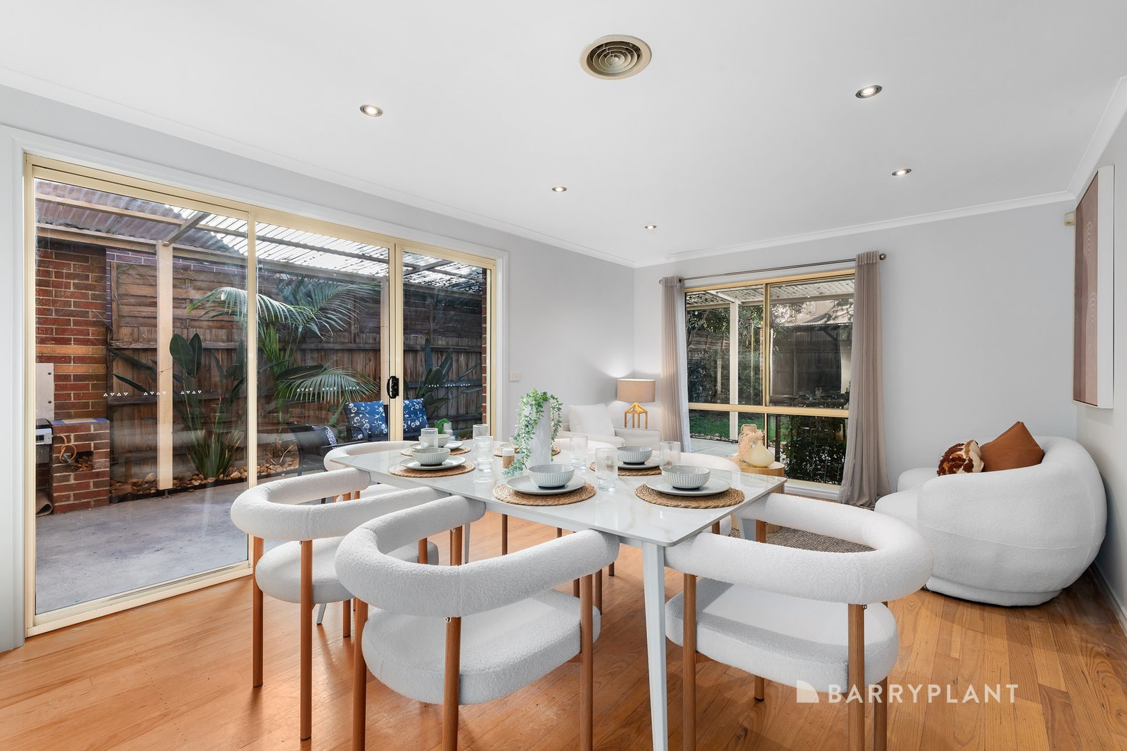 9 Adam Place, Mill Park, VIC 3082, Mill Park - Thumbnail 4