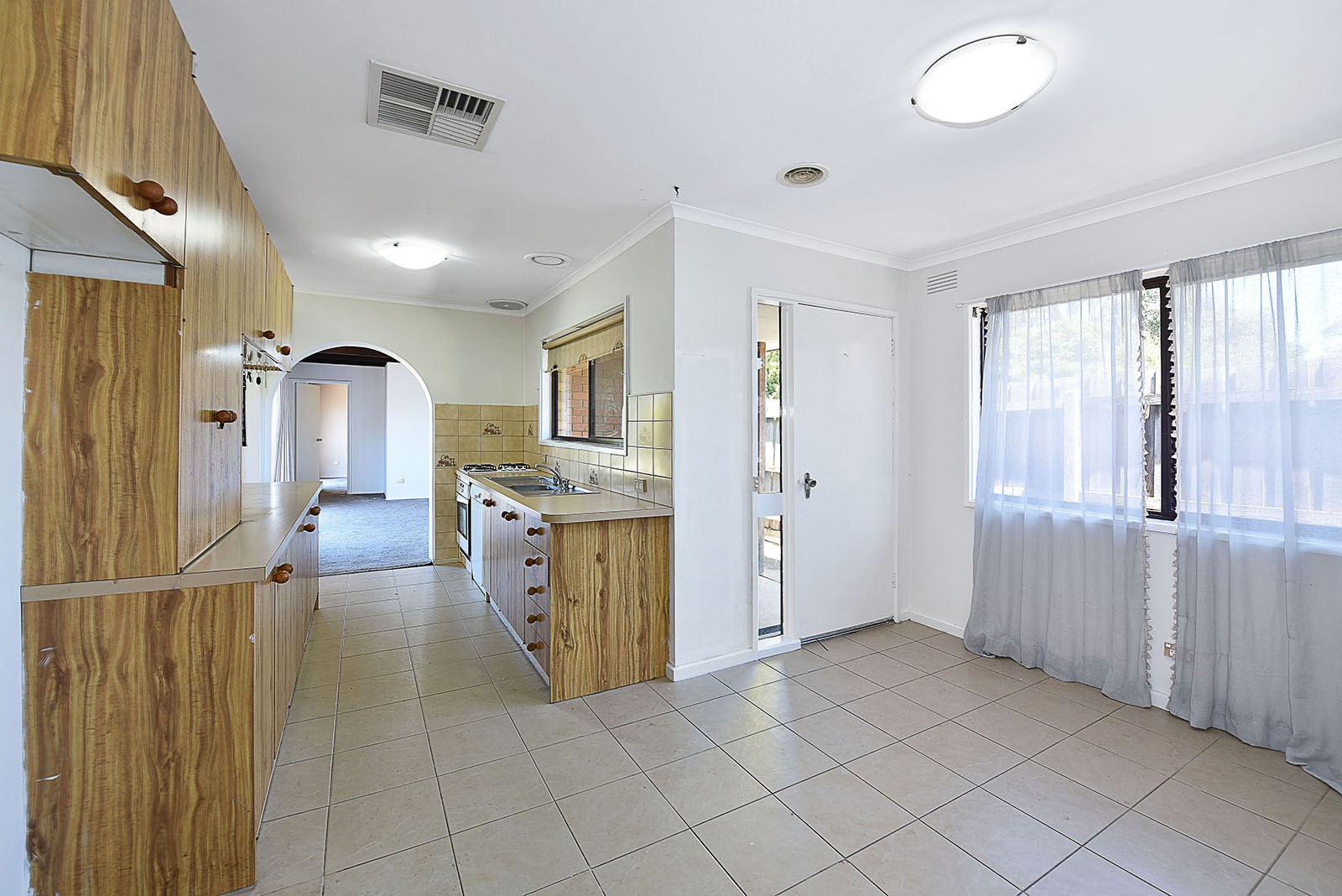 9 Airley Ct, Meadow Heights, VIC 3048, Meadow Heights - Thumbnail 3