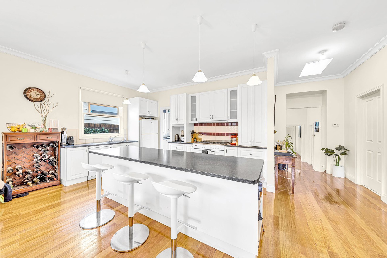 9 Albert Street, Mitcham, VIC 3132, Mitcham - Thumbnail 2