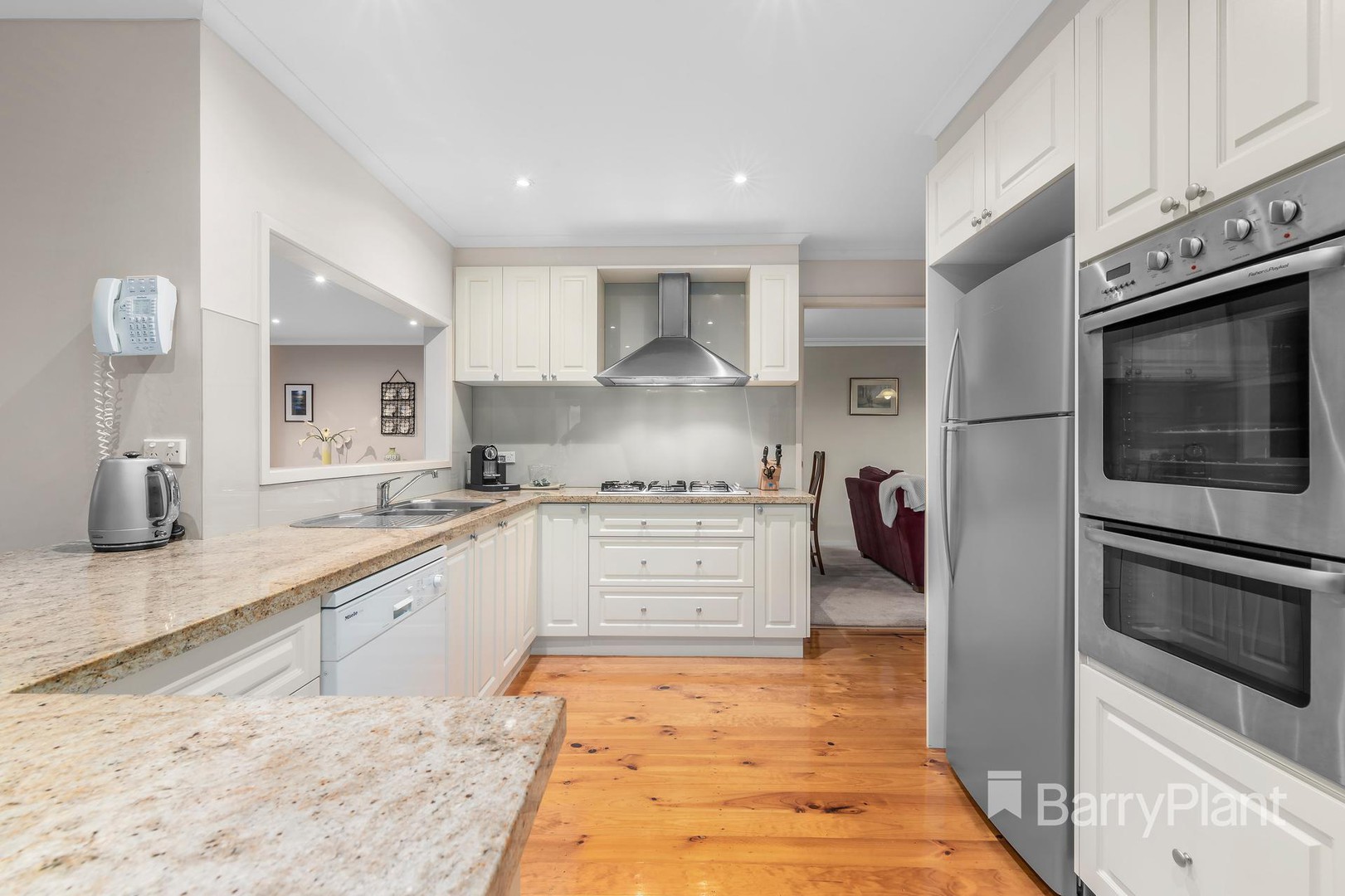 9 Alex CourtGreensborough, VIC 3088, Greensborough - Thumbnail 3