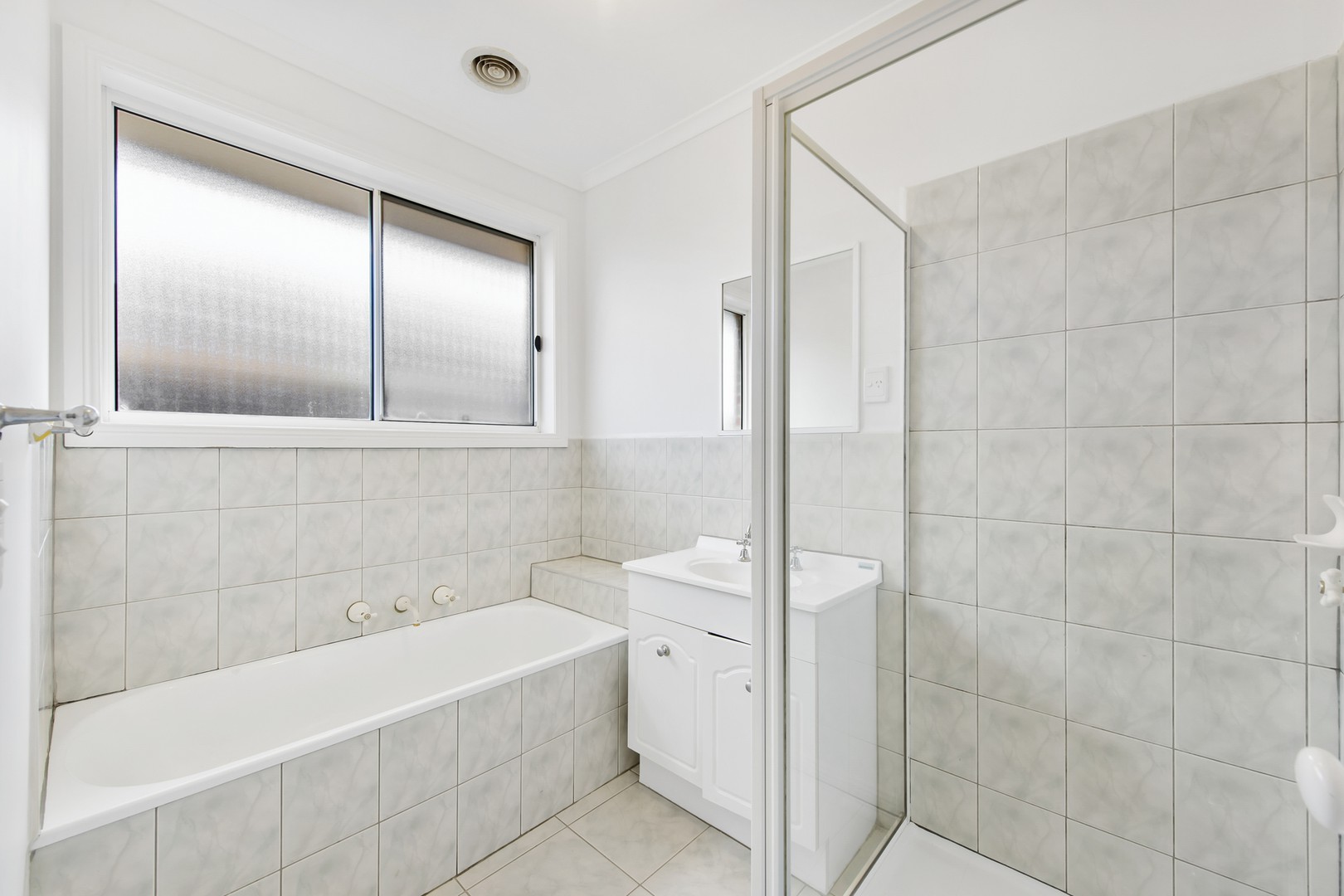 9 Allenby Road, Hillside, VIC 3037, Hillside - Thumbnail 6