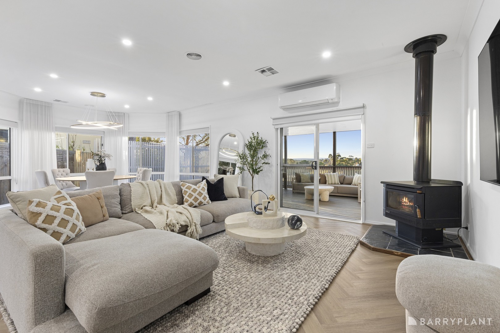 9 Ally Terrace, Chirnside Park, VIC 3116, Chirnside Park - Thumbnail 2