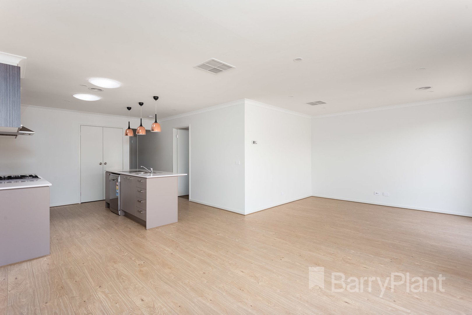 9 Ambassador Crescent, Point Cook, VIC 3030, Point Cook - Thumbnail 4