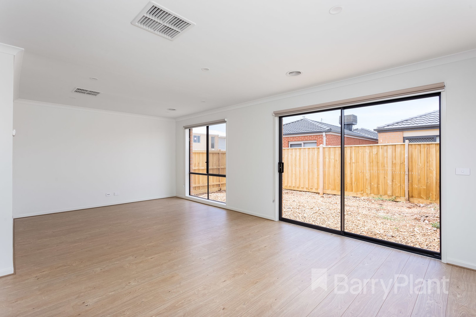 9 Ambassador Crescent, Point Cook, VIC 3030, Point Cook - Thumbnail 5