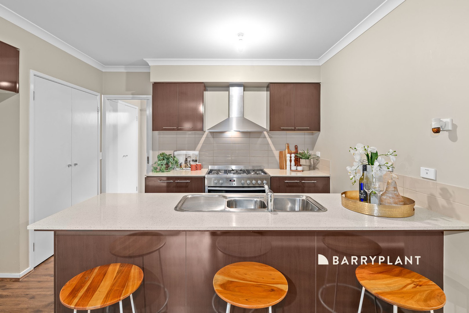 9 Amesbury Way, Clyde North, VIC 3978, Clyde North - Thumbnail 5