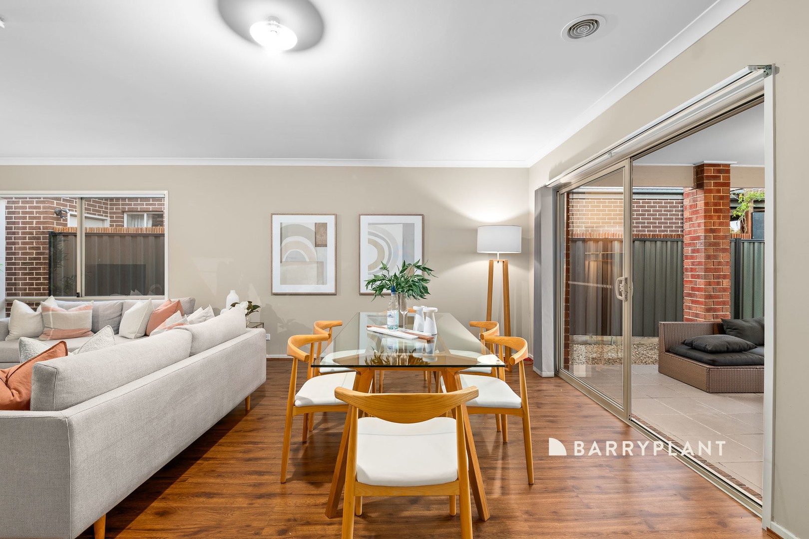 9 Amesbury Way, Clyde North, VIC 3978, Clyde North - Thumbnail 7