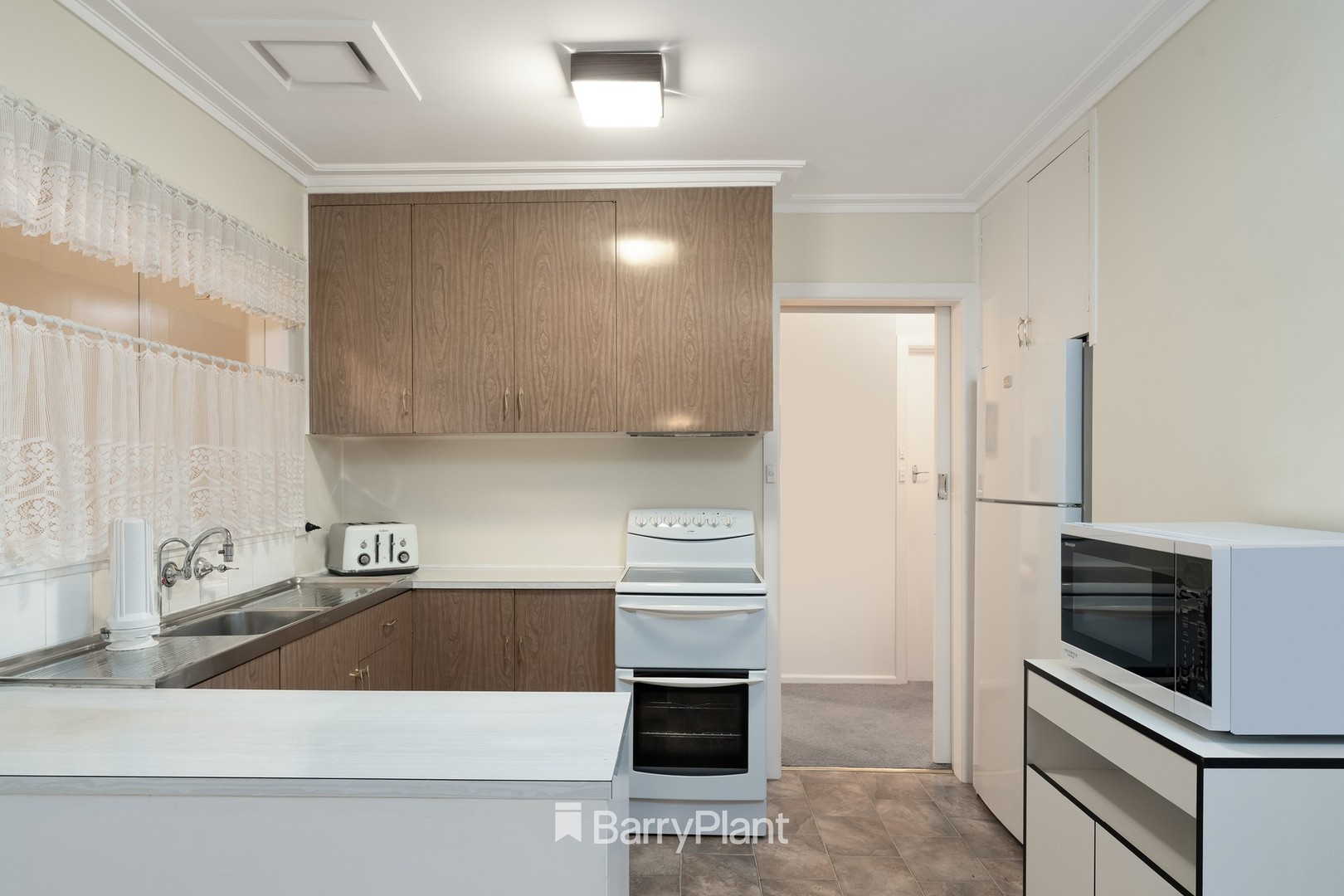 9 Amoore Avenue, Highton, VIC 3216, Highton - Thumbnail 3