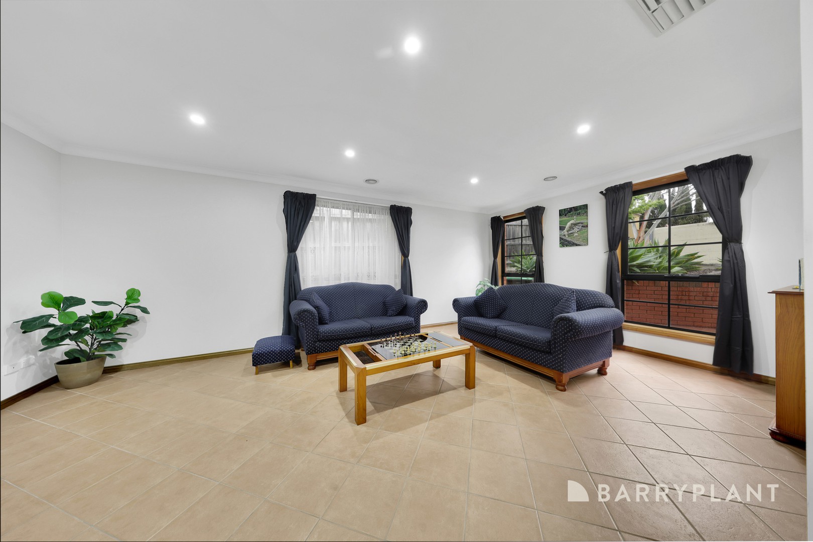 9 Anvil Court, South Morang, VIC 3752 - Thumbnail 2 - 23/09/2026