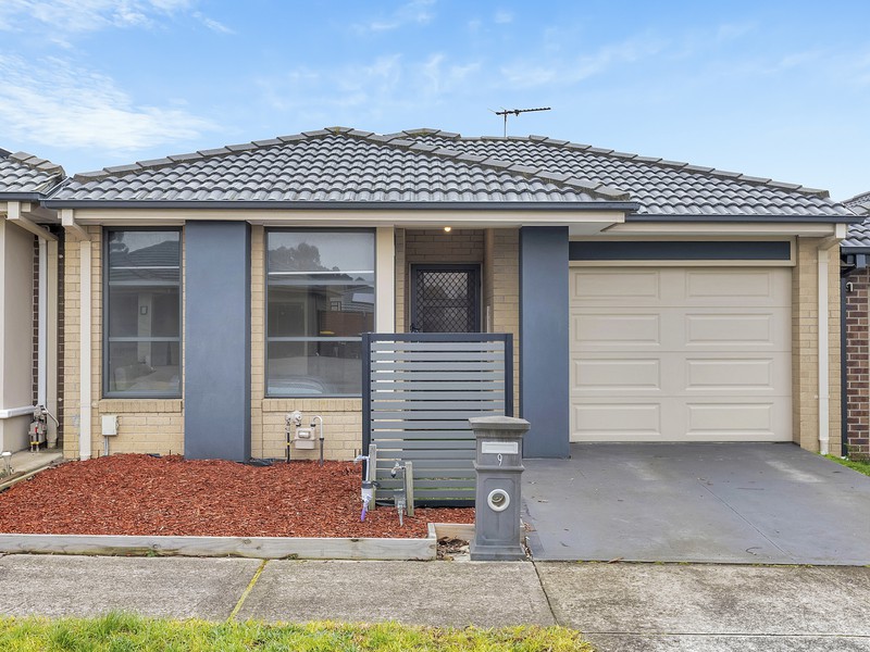 9 Anzacs Way, Craigieburn, VIC 3064 - Image - 05/08/2025