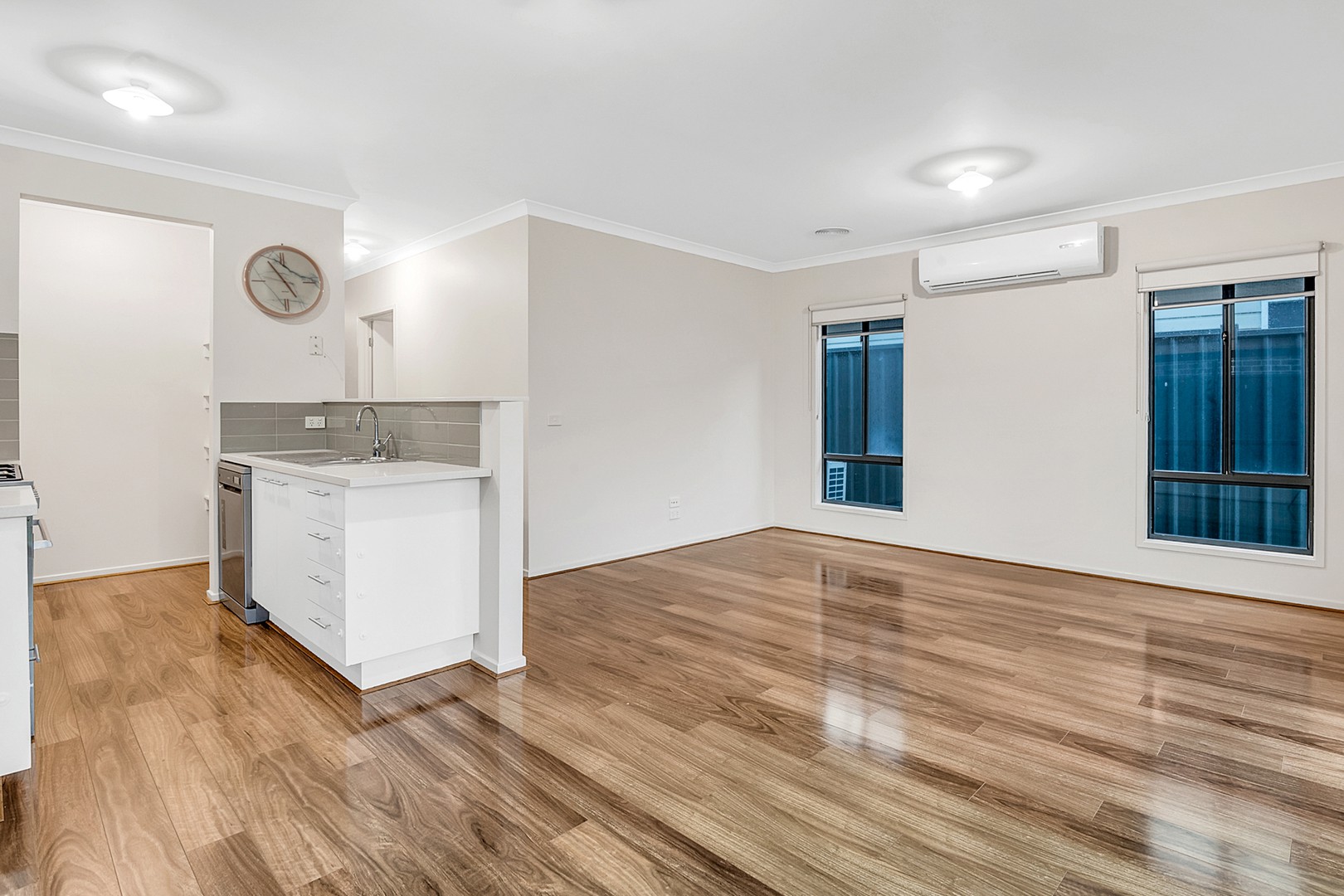 9 Anzacs Way, Craigieburn, VIC 3064, Craigieburn - Thumbnail 5
