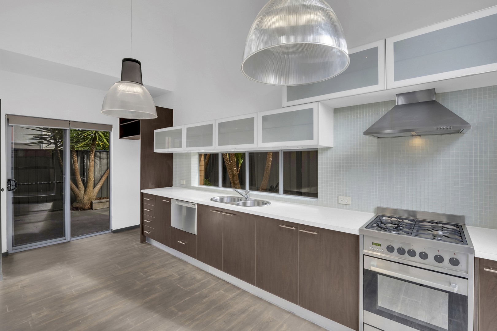 9 Applewood Way, Craigieburn, VIC 3064 - Thumbnail 2 - 15/07/2025