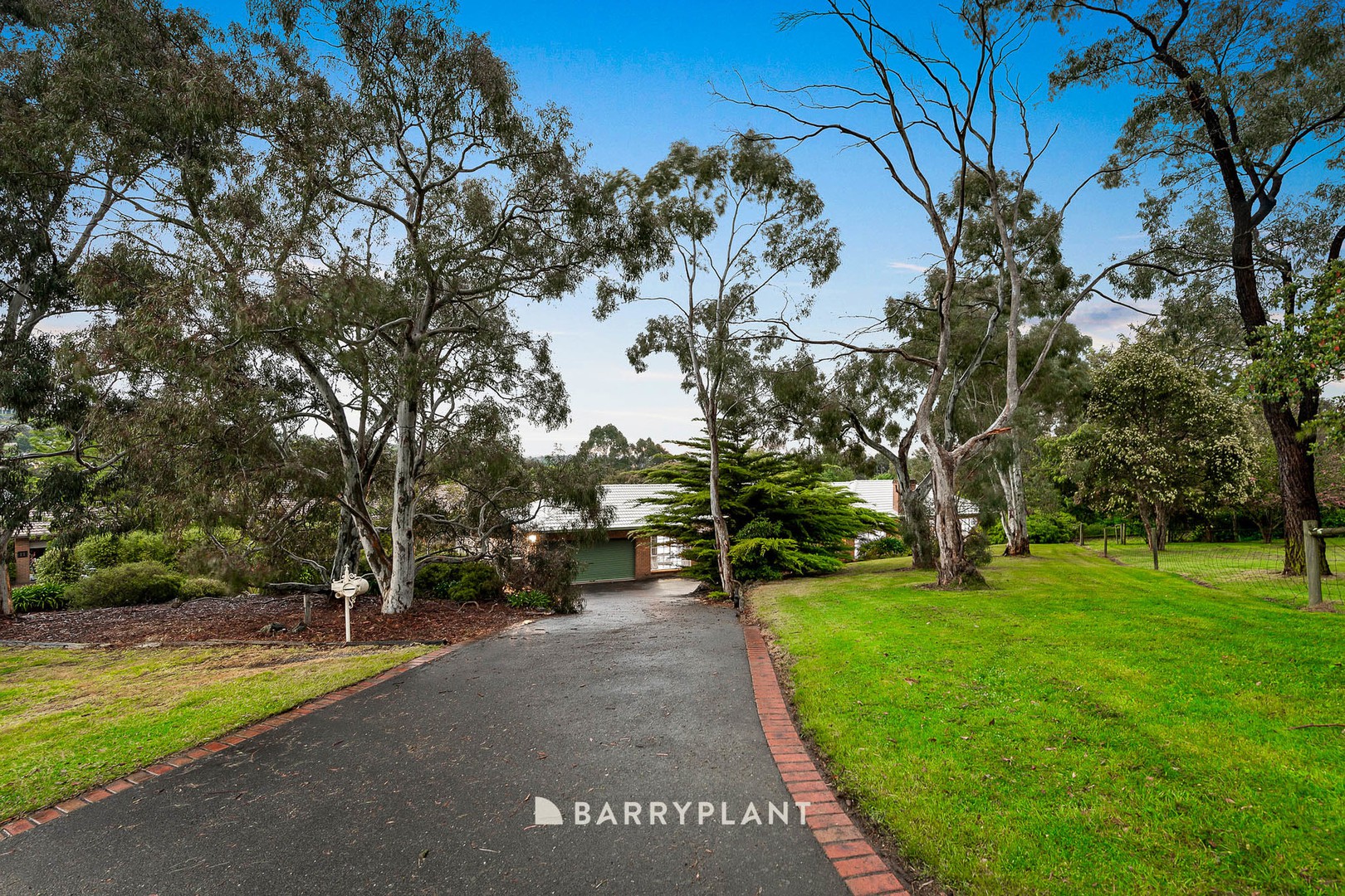 9 Aranmore Crescent, Narre Warren North, VIC 3804, Narre Warren North - Thumbnail 2