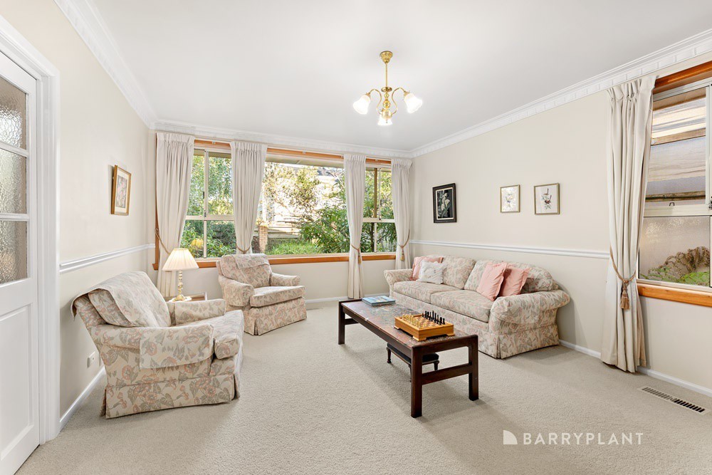 9 Arianne Road, Glen Waverley, VIC 3150, Glen Waverley - Thumbnail 3