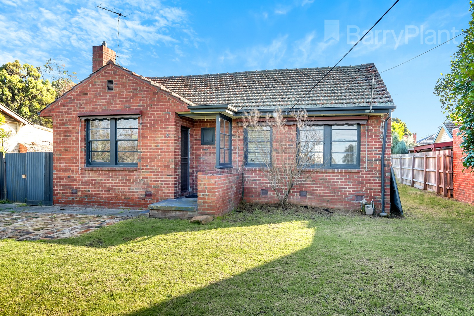 9 Armstrong Street, Reservoir, VIC 3073, Reservoir - Thumbnail 2