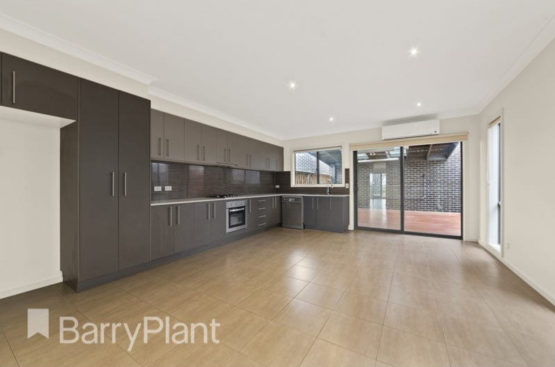 9 Armstrong Walk, Fraser Rise, VIC 3336, Fraser Rise - Thumbnail 2