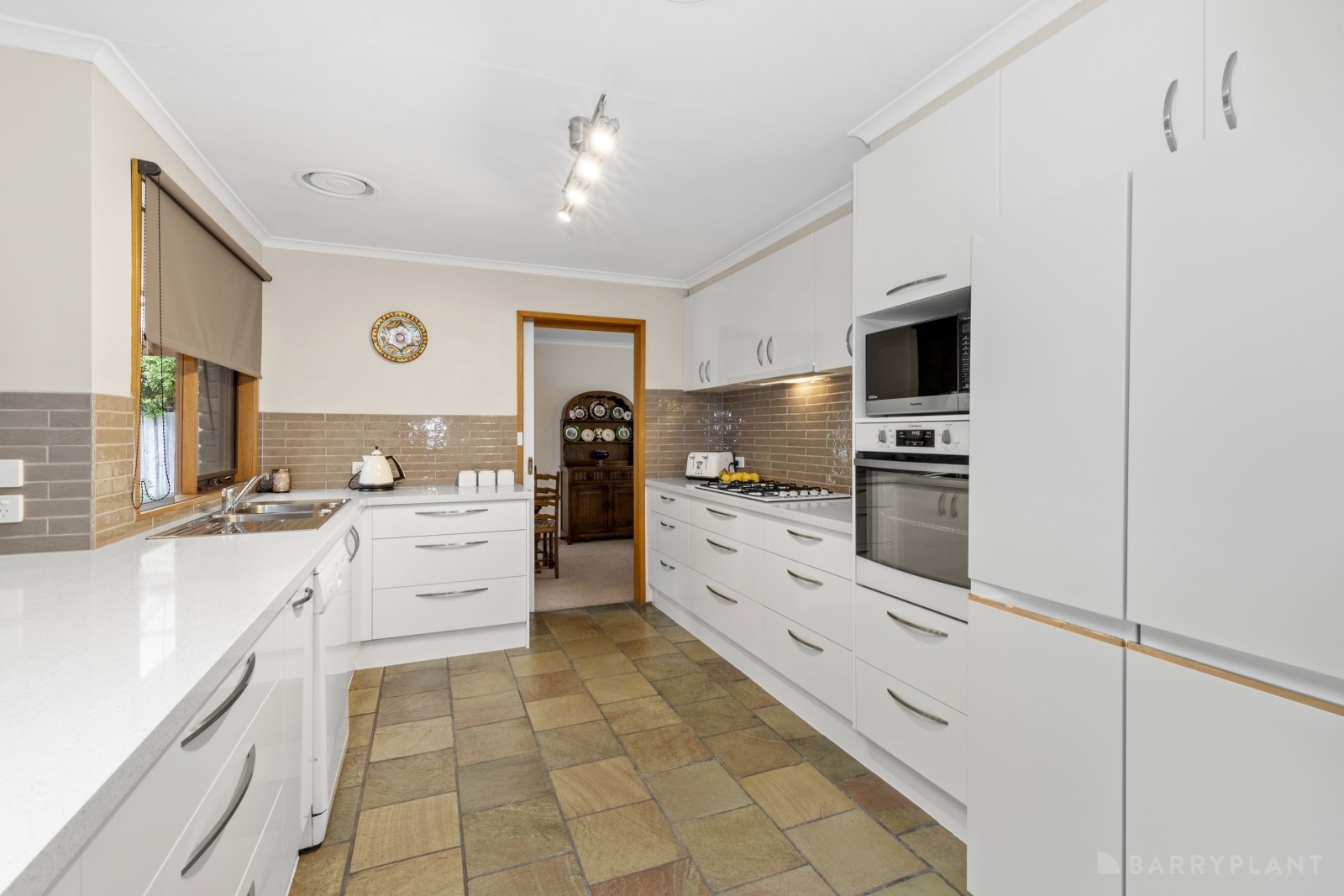 9 Babinda Court, Rowville, VIC 3178, Rowville - Thumbnail 4