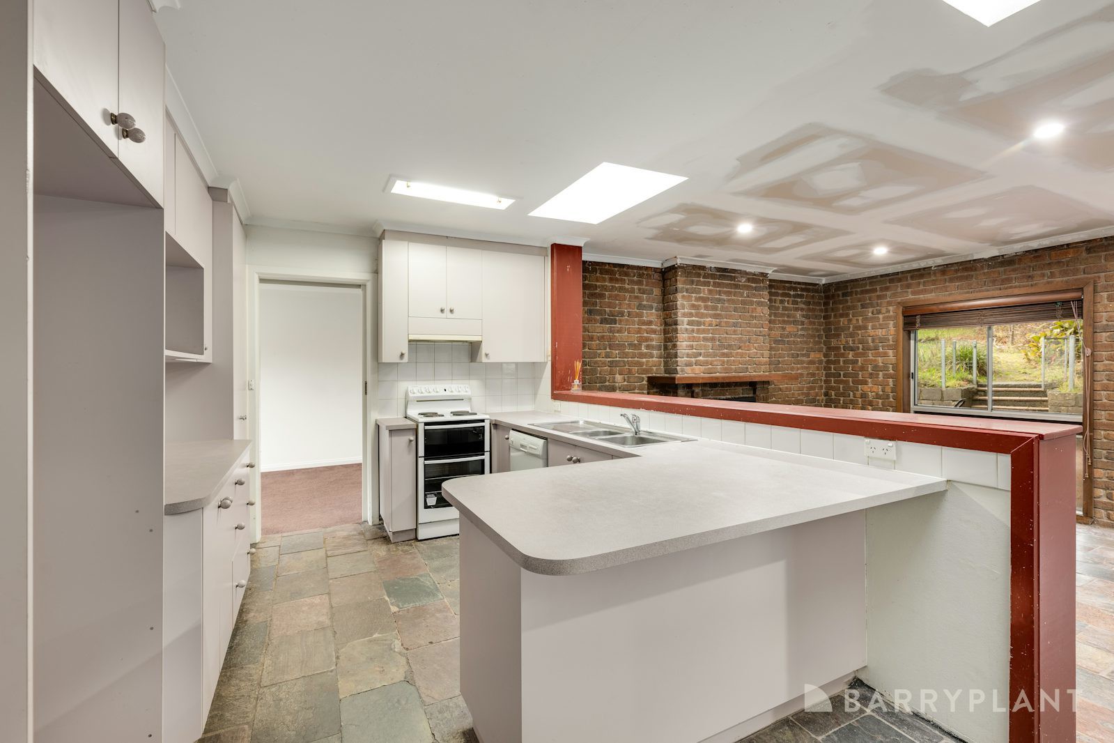 9 Bainbridge Court, Kilsyth, VIC 3137, Kilsyth - Thumbnail 3