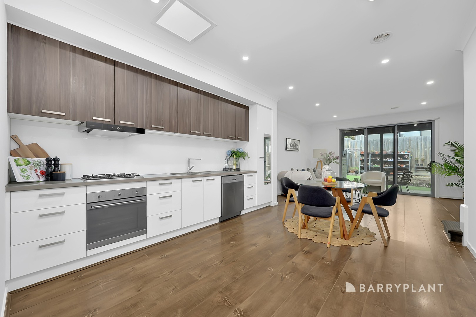9 Baker Crescent, Heidelberg Heights, VIC 3081, Heidelberg Heights - Thumbnail 4