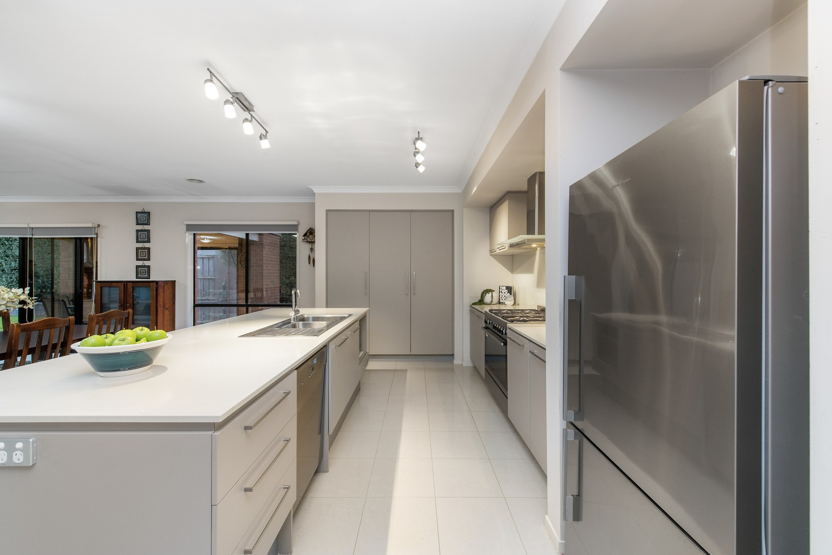 9 Balmain Circuit, Taylors Hill, VIC 3037, Taylors Hill - Thumbnail 4