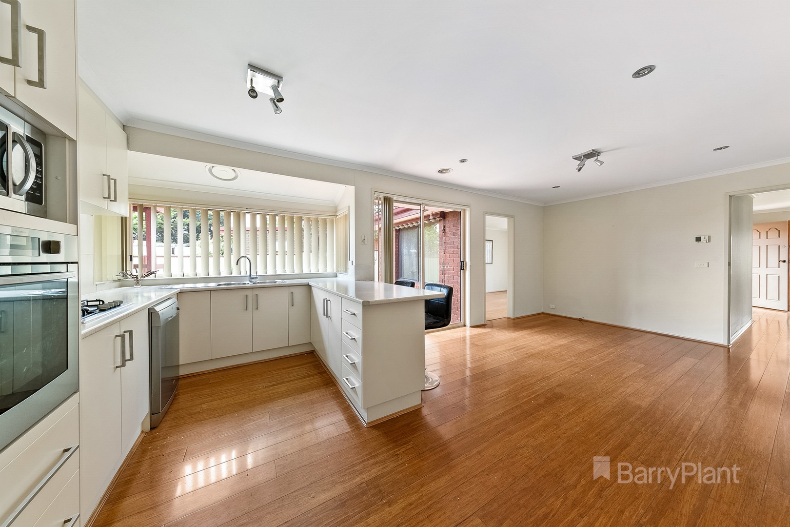 9 Balmoral Close, Kings Park, VIC 3021, Kings Park - Thumbnail 4