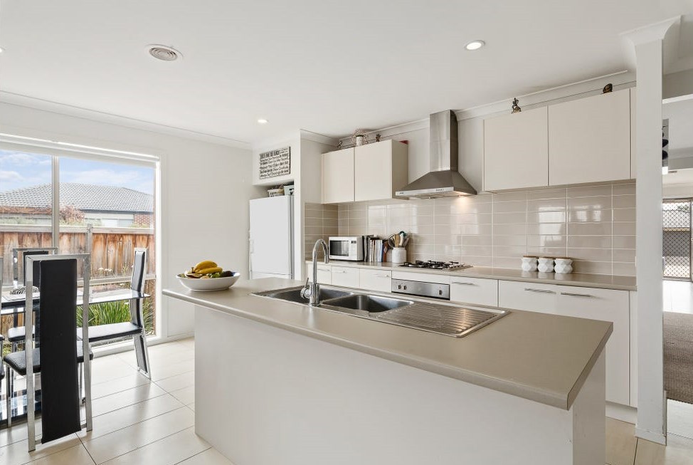 9 Balvicar WayMernda, VIC 3754  - Leased, Mernda - Thumbnail 2