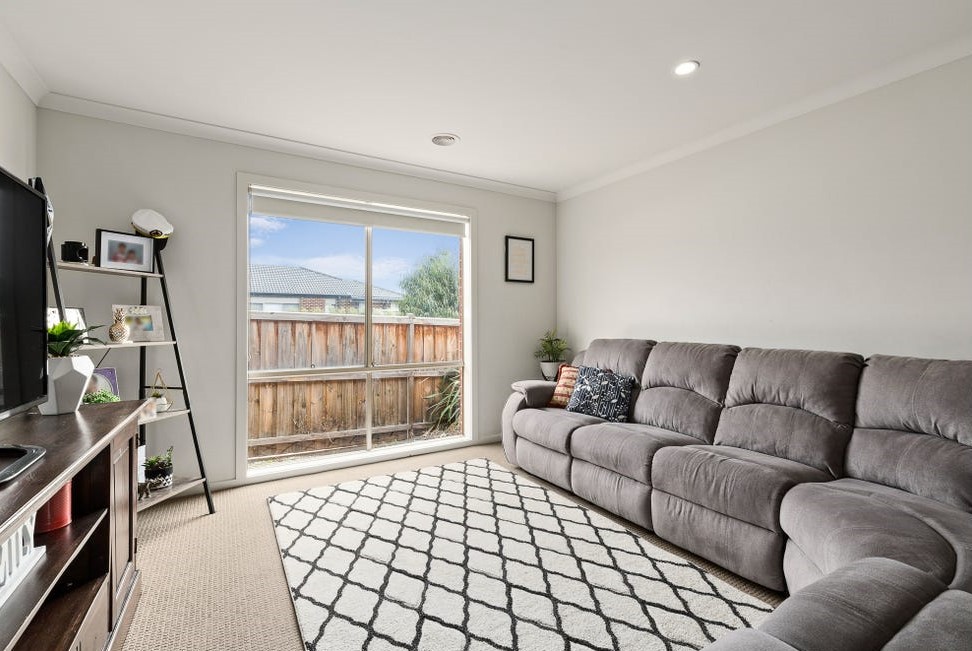 9 Balvicar WayMernda, VIC 3754  - Leased, Mernda - Thumbnail 3