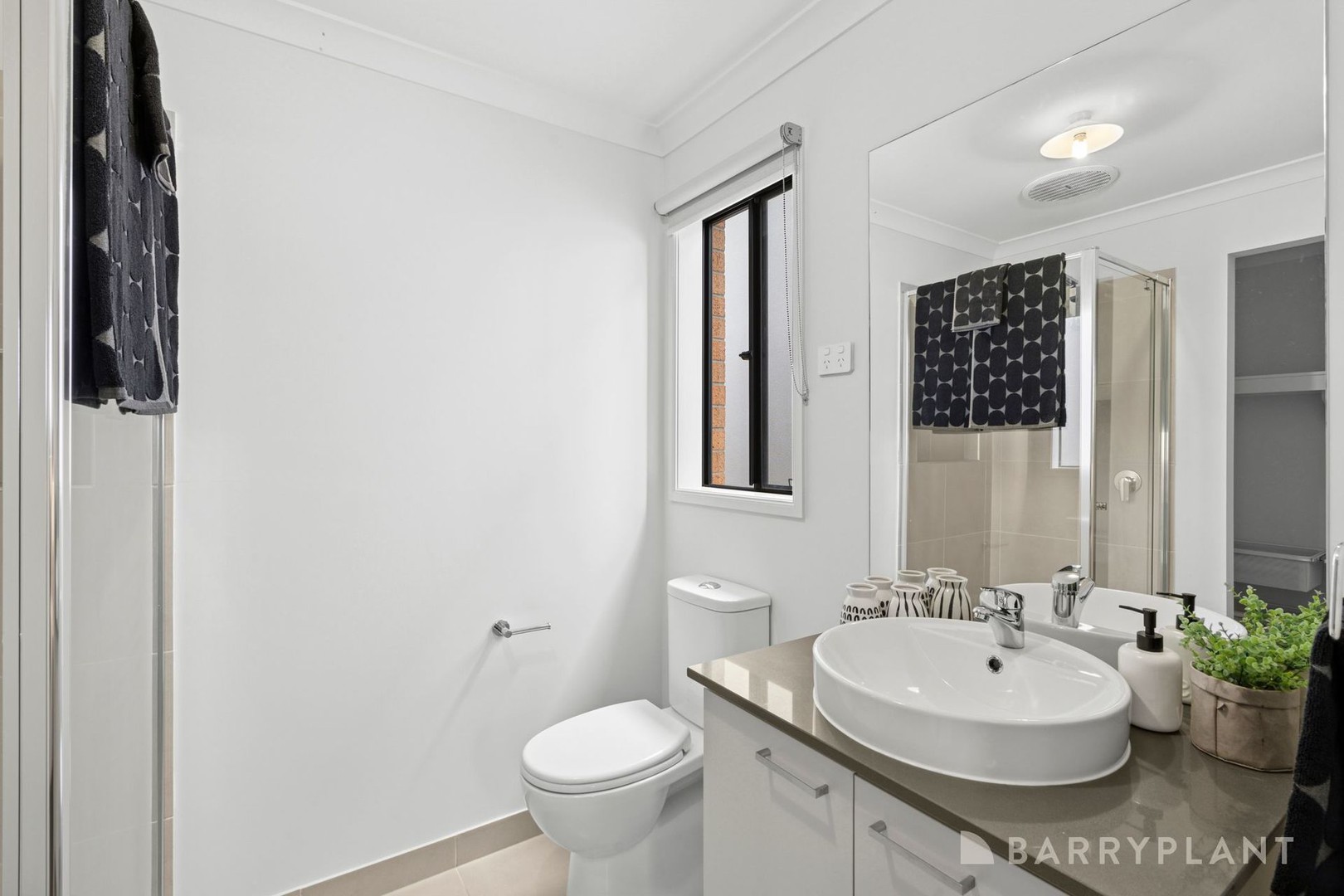 9 Battley Road, Werribee, VIC 3030, Werribee - Thumbnail 4