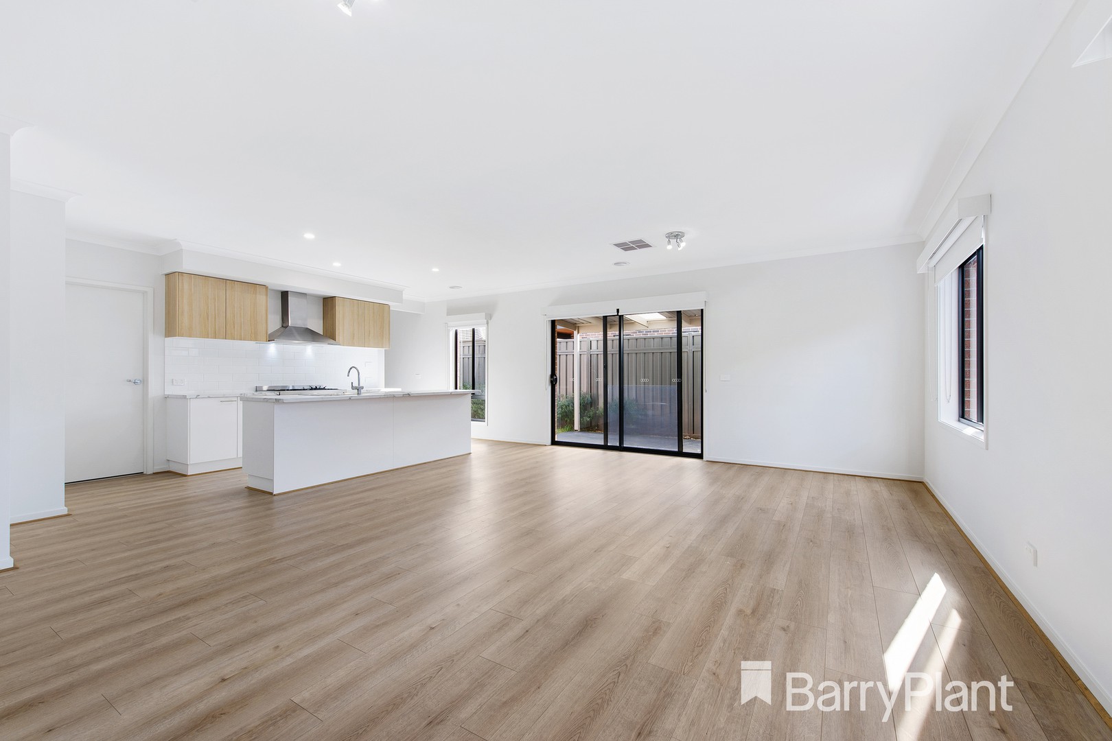9 Becontree Crescent, Strathtulloh, VIC 3338, Strathtulloh - Thumbnail 3