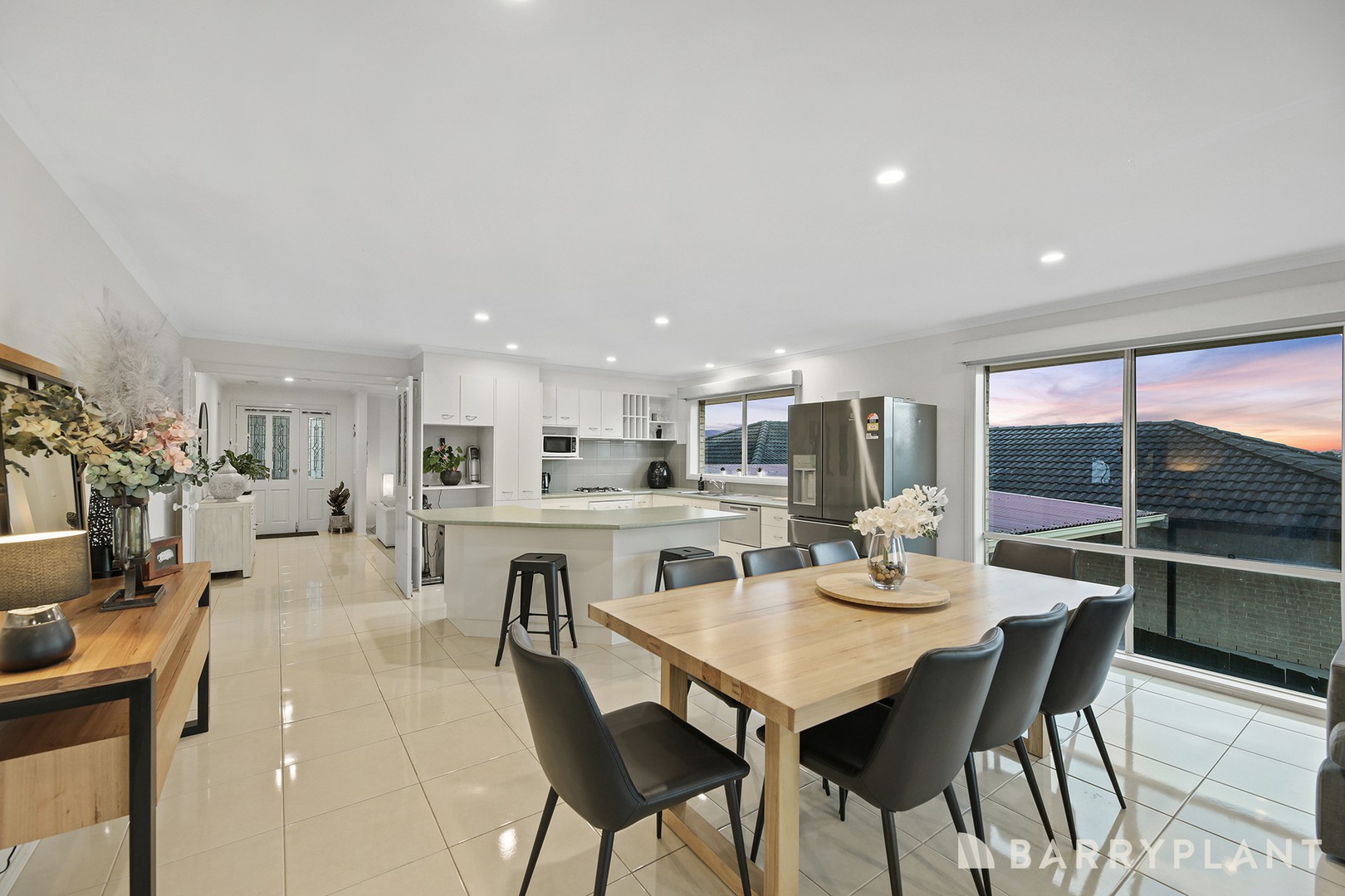 9 Bell Park Close, Warragul, VIC 3820, Warragul - Thumbnail 2