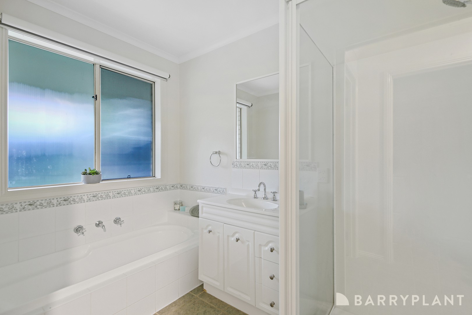 9 Bell Park Close, Warragul, VIC 3820, Warragul - Thumbnail 6