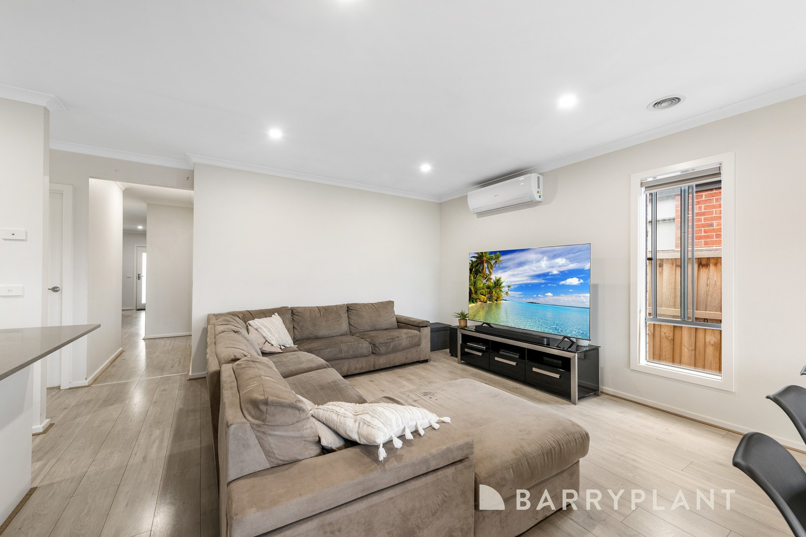 9 Bickerton Street, Werribee, VIC 3030, Werribee - Thumbnail 5
