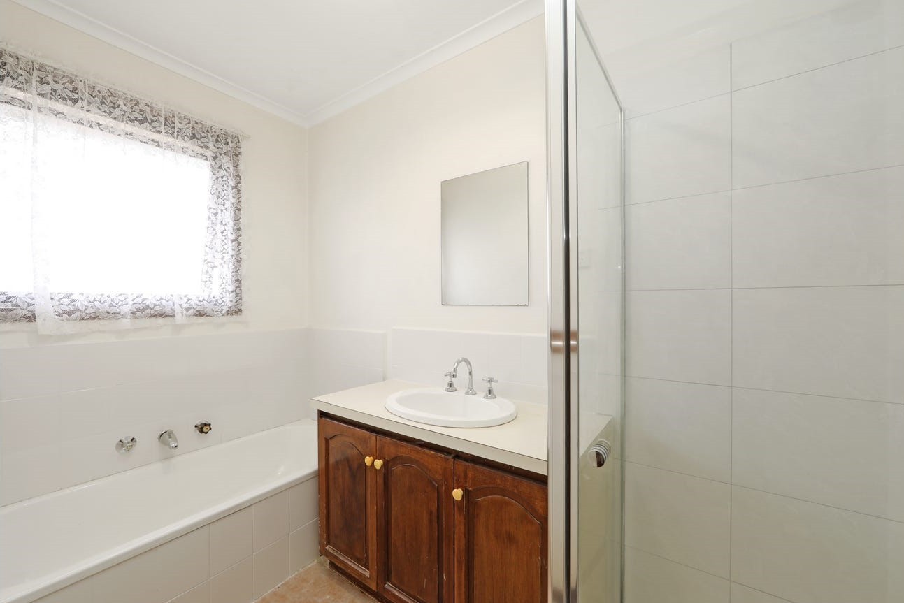9 Blaxland Drive, Rowville, VIC 3178, Rowville - Thumbnail 4