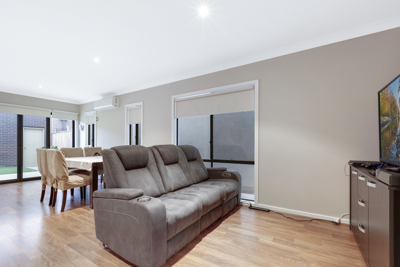 9 Bohr Walk, Fraser Rise, VIC 3336, Fraser Rise - Thumbnail 3