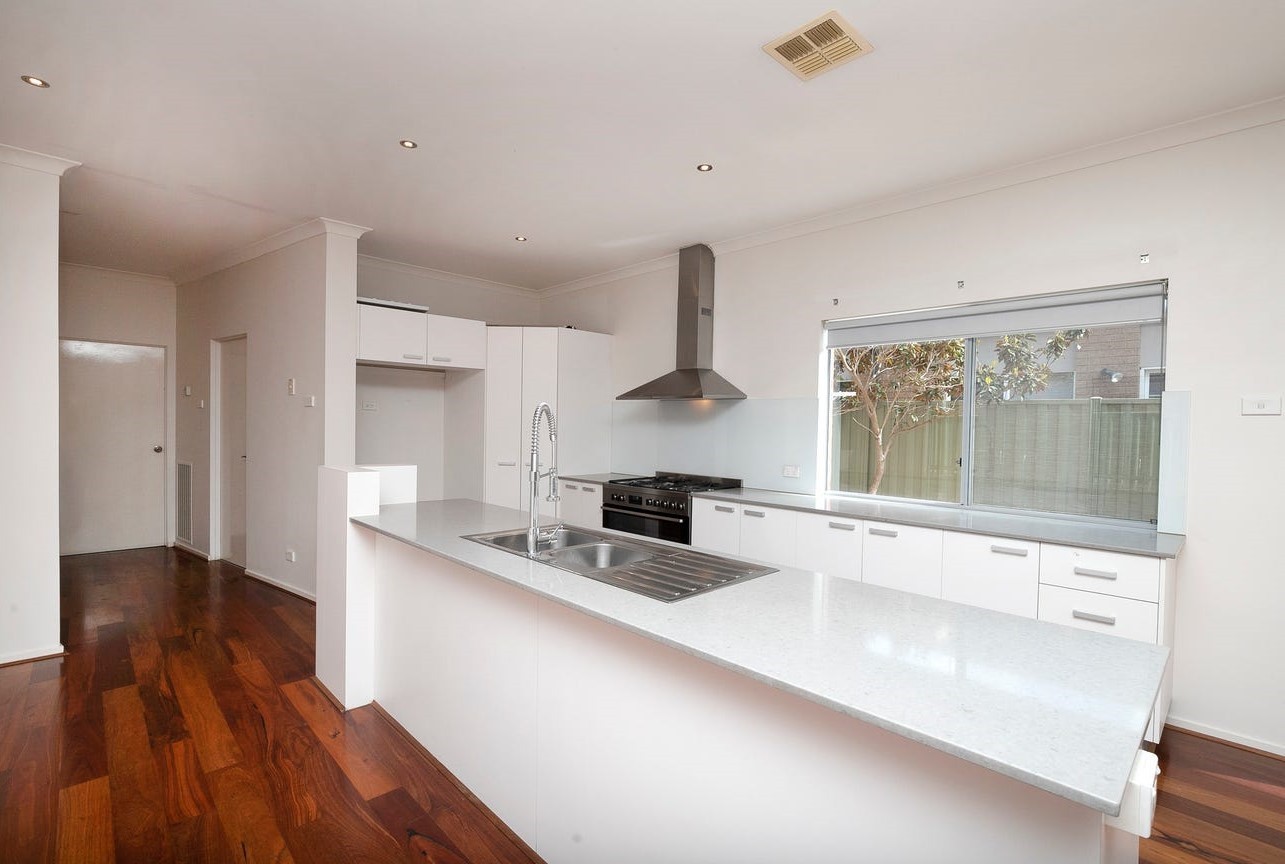 9 Botanical Drive, Caroline Springs, VIC 3023, Caroline Springs - Thumbnail 3