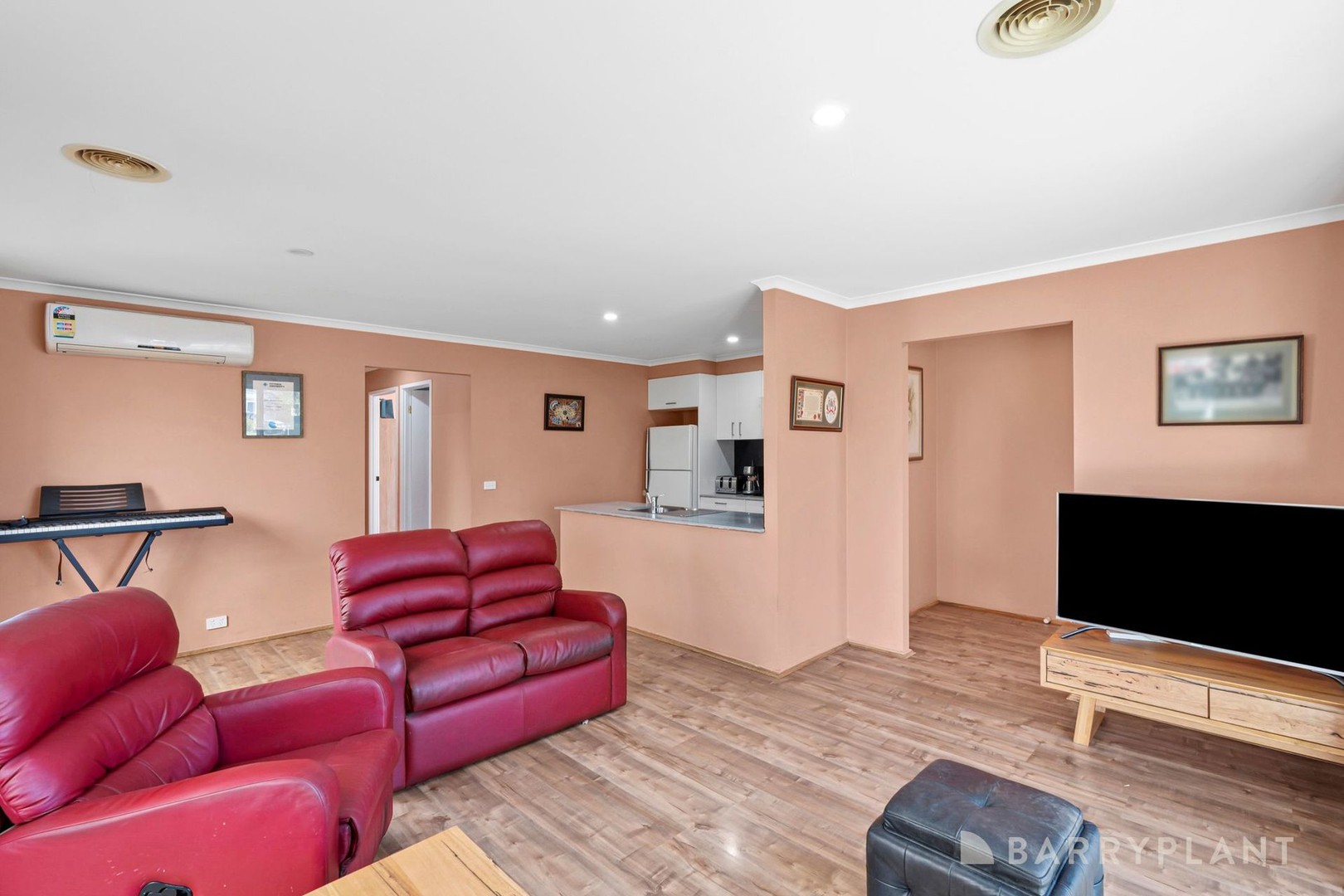 9 Brighton Avenue, Wyndham Vale, VIC 3024, Wyndham Vale - Thumbnail 4
