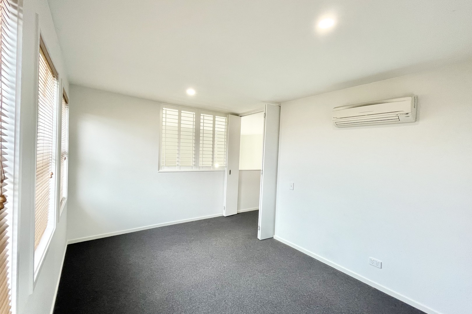 9 Brinton Lane, Caroline Springs, VIC 3023, Caroline Springs - Thumbnail 7
