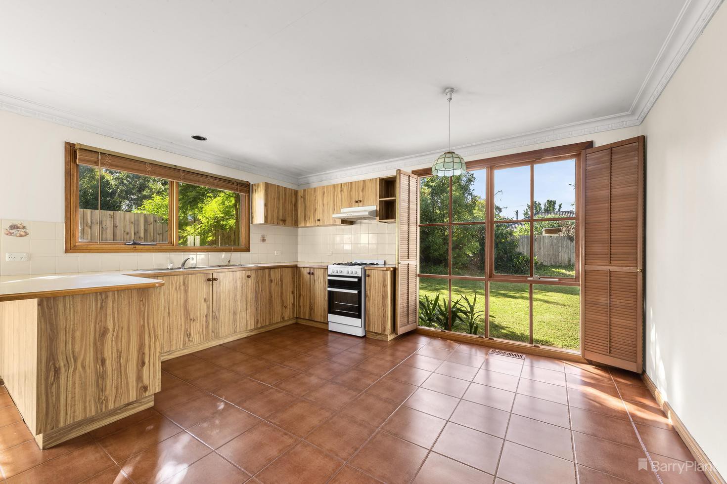 9 Browns Road, Nunawading, VIC 3131, Nunawading - Thumbnail 3