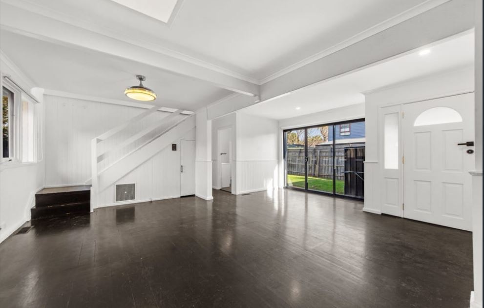 9 Bruce Street, Seaford, VIC 3198 - Thumbnail 2 - 08/07/2025