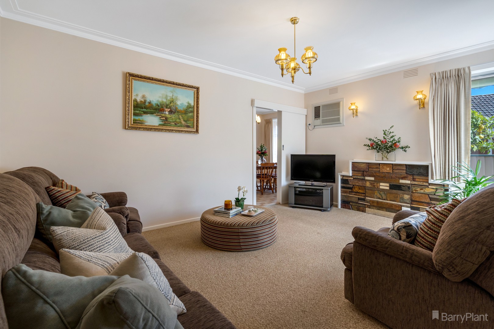 9 Bunker Avenue, Kingsbury, VIC 3083 - Thumbnail 2 - 19/09/2023