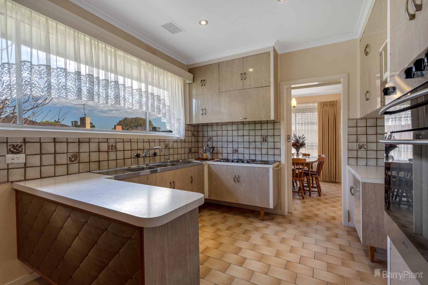 9 Bunker Avenue, Kingsbury, VIC 3083, Kingsbury - Thumbnail 3