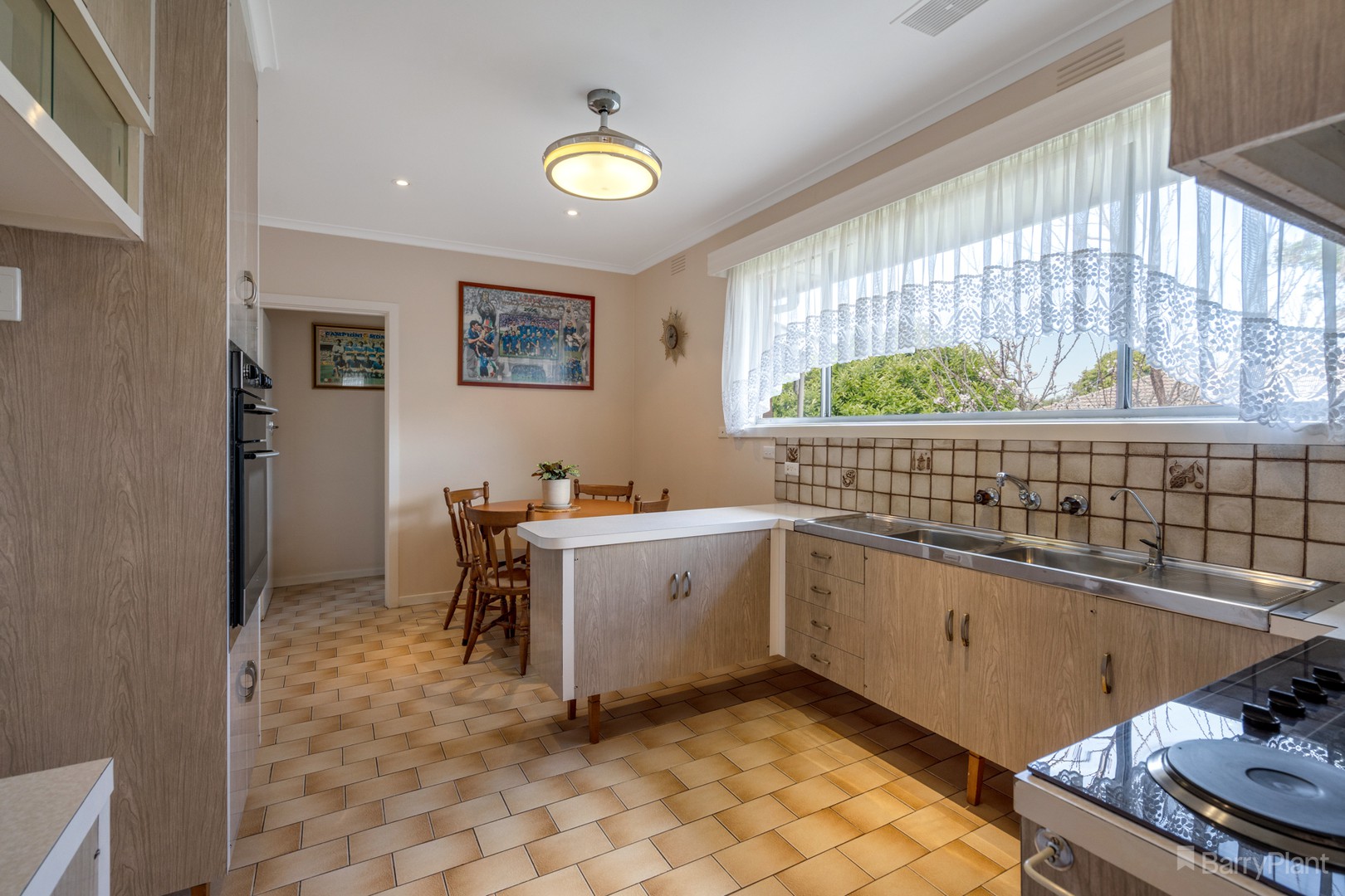 9 Bunker Avenue, Kingsbury, VIC 3083, Kingsbury - Thumbnail 4