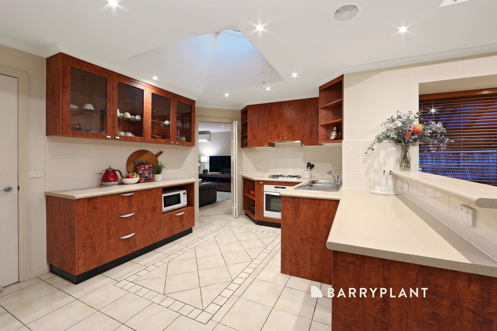 9 Burchall Crescent, Rowville, VIC 3178, Rowville - Thumbnail 4
