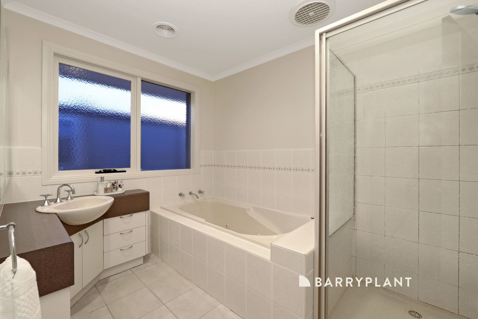 9 Burchall Crescent, Rowville, VIC 3178, Rowville - Thumbnail 8