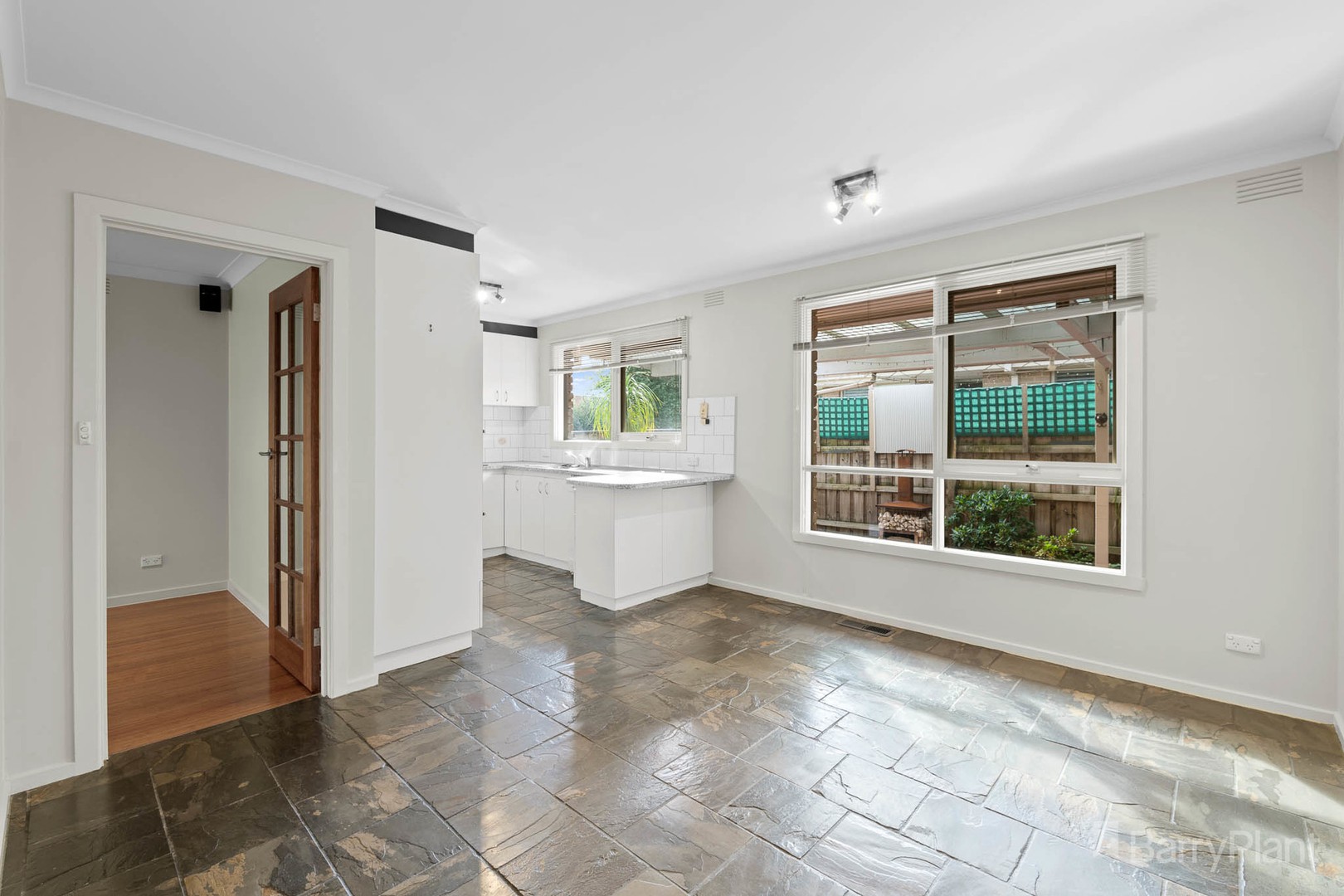 9 Bursaria Avenue, Ferntree Gully, VIC 3156, Ferntree Gully - Thumbnail 6